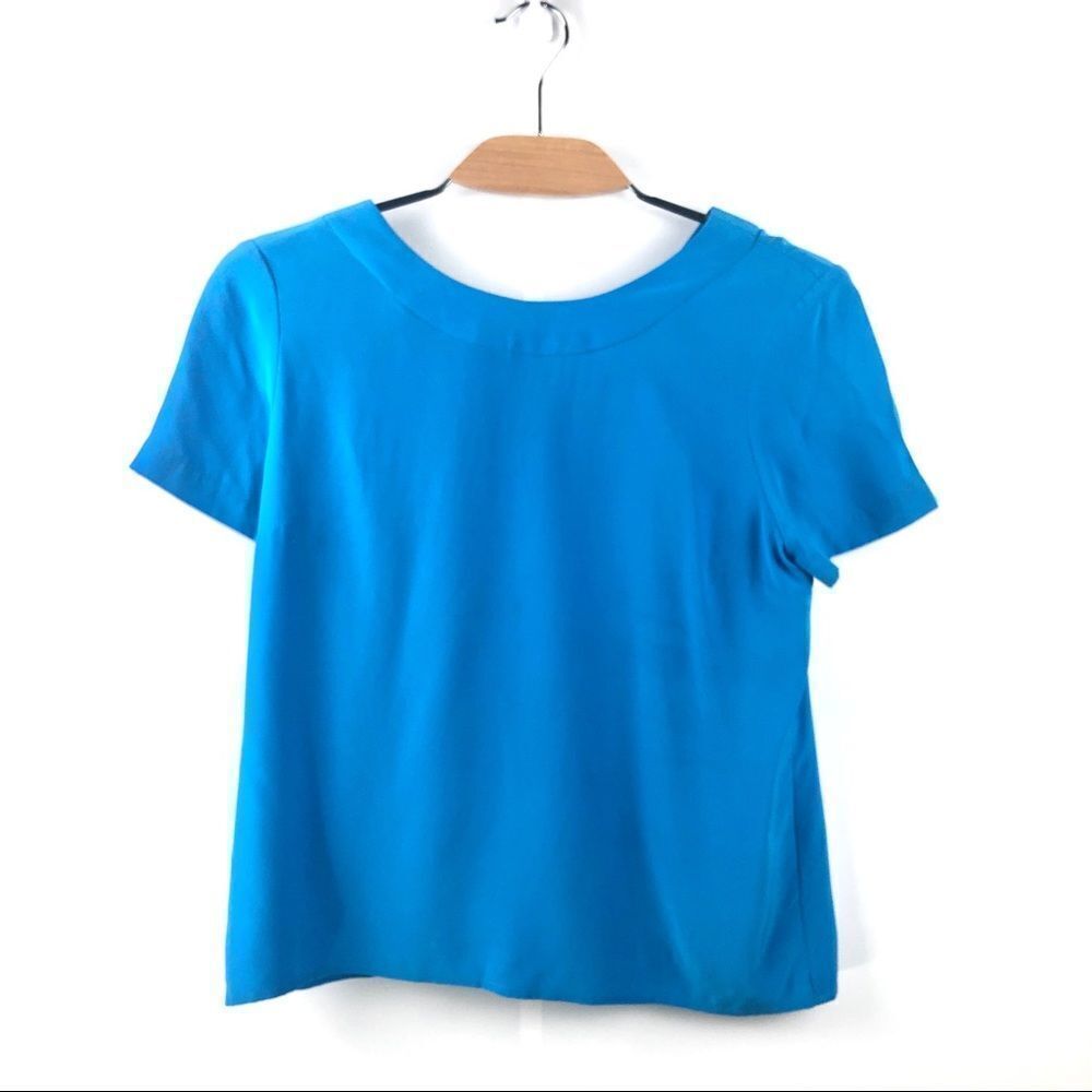 𝅺AMANDA Uprichard Blue Silk Short Sleeved Top M